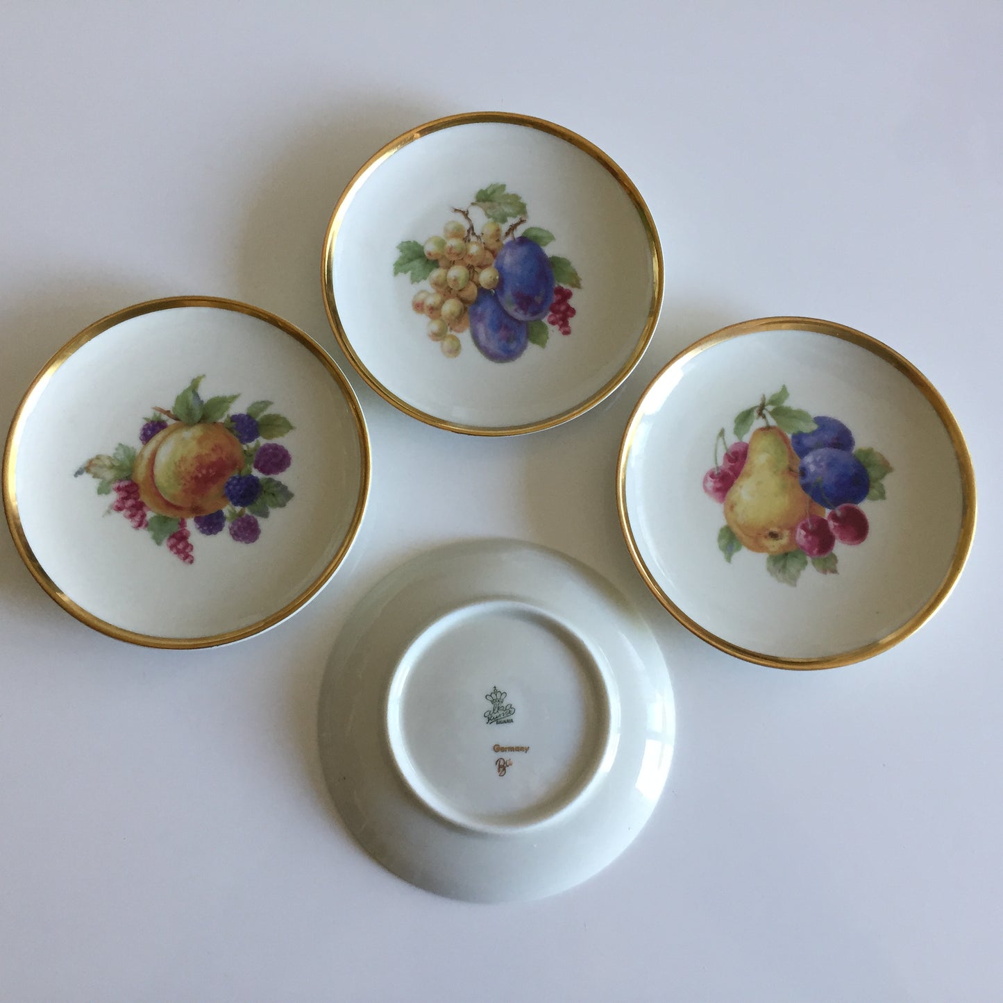 Fresh Fruit Themed Curated Ceramic Collection: Mugs, Plates Vintage European