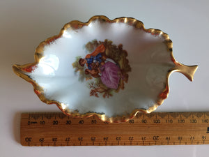 LIMOGES Fragonard Small Collectible Leaf Shaped Ring Dish