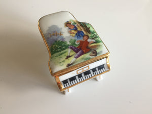 LIMOGES Fragonard Miniature Collectible Grand Piano Ornament