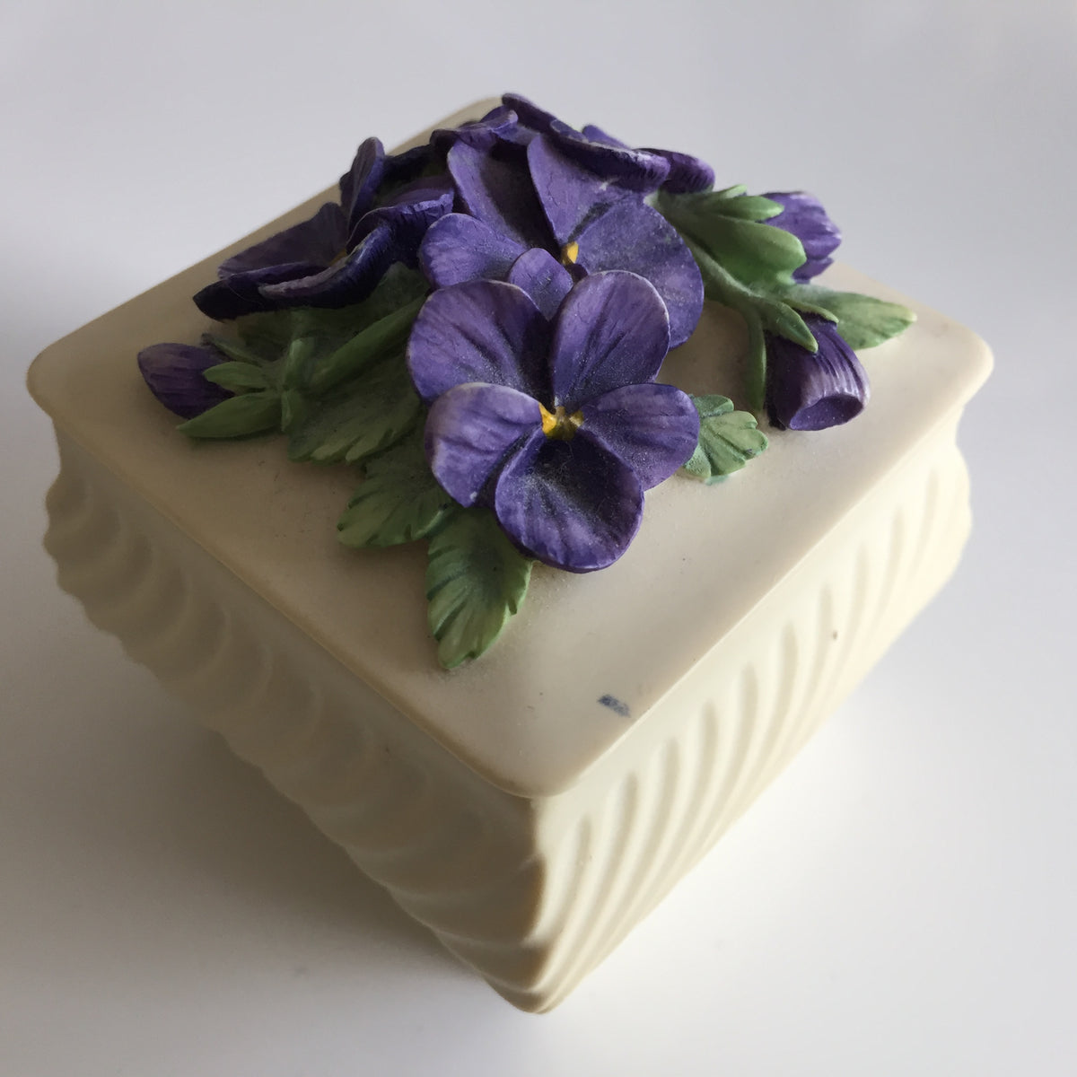 Small Enesco Handcast Casket Square Ring/Trinket Box Purple Violets