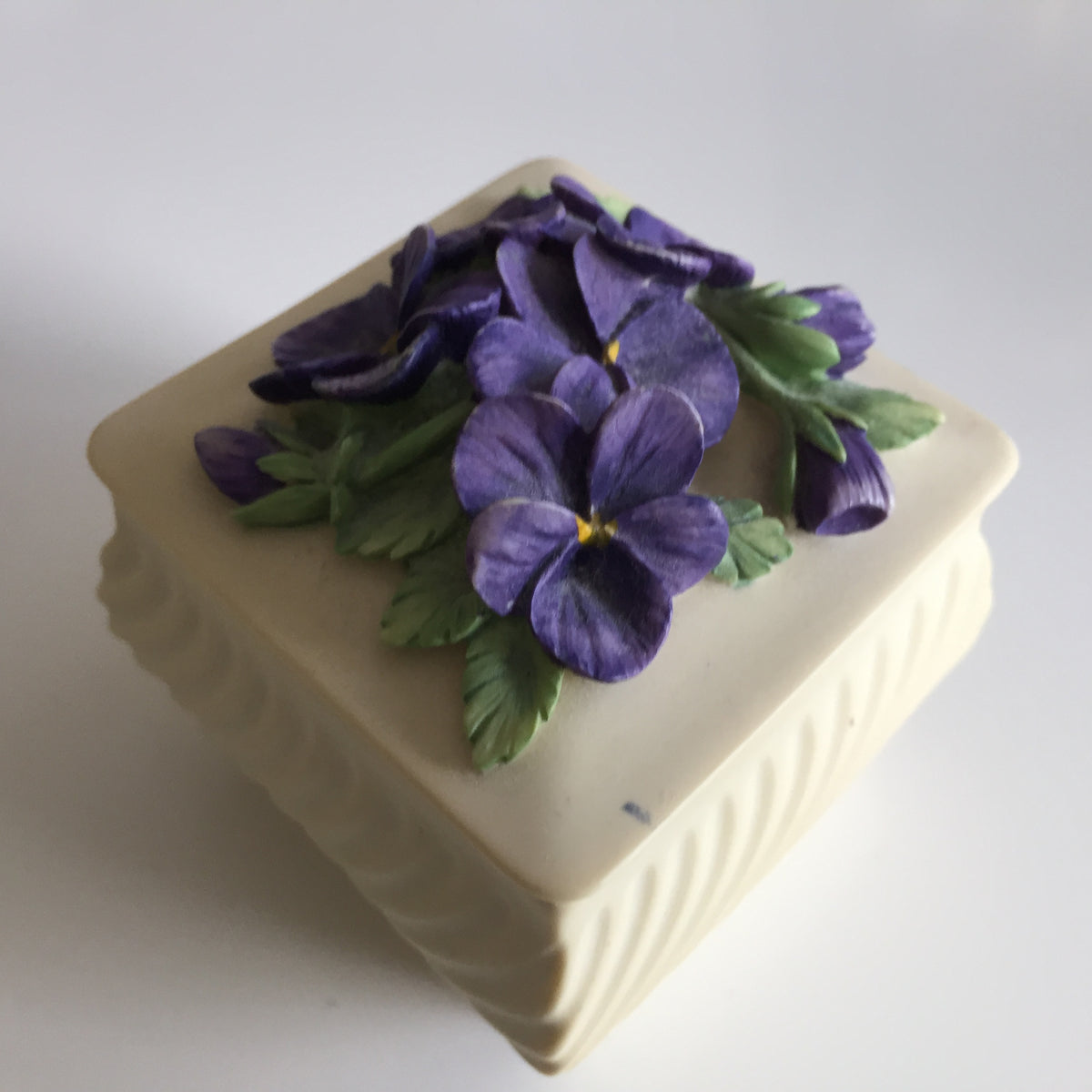 Small Enesco Handcast Casket Square Ring/Trinket Box Purple Violets