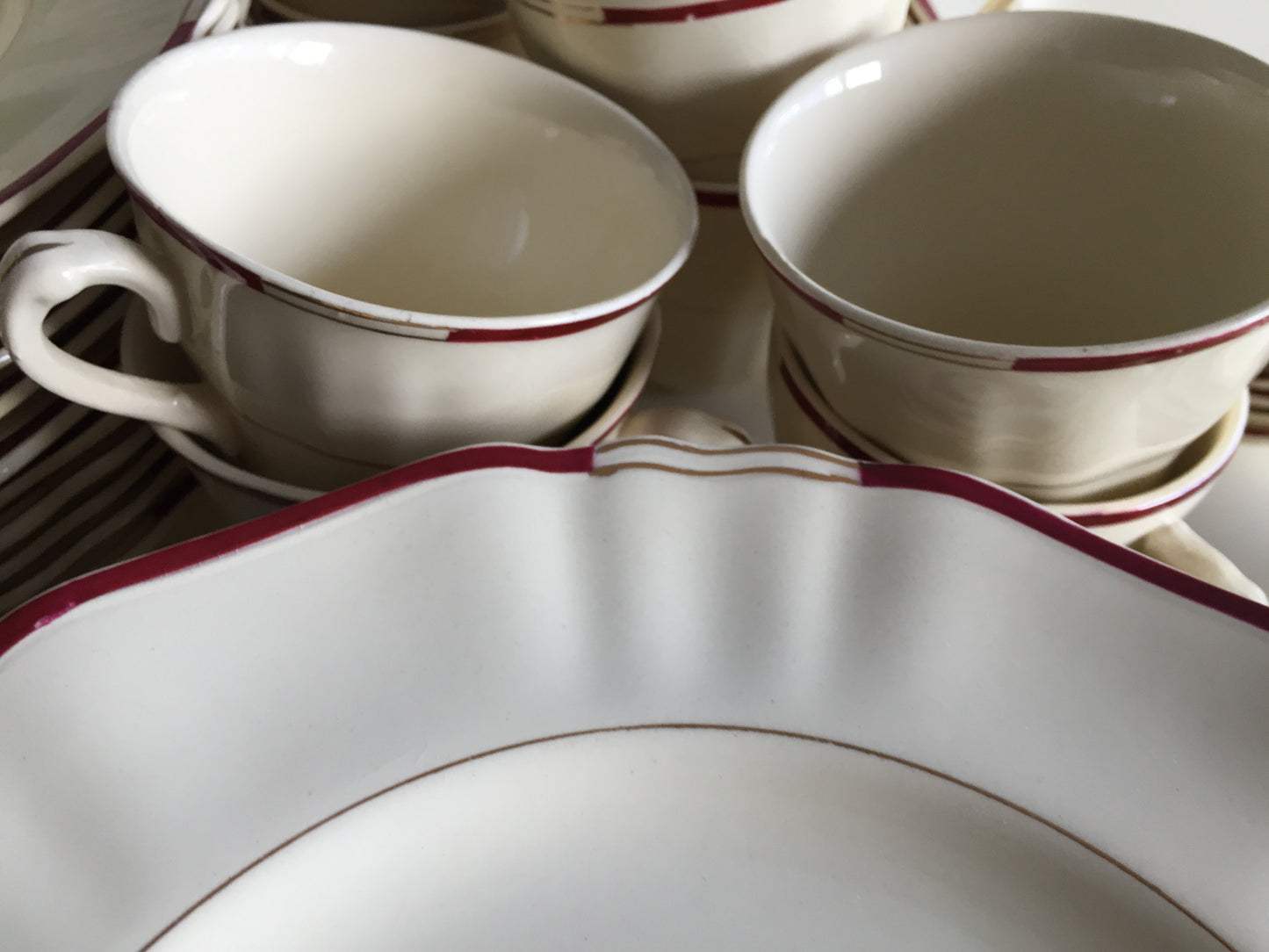Vintage J G Meakin Porcelain Dinner Set Replacements Burgundy/Ivory & Gold Cca 1940s