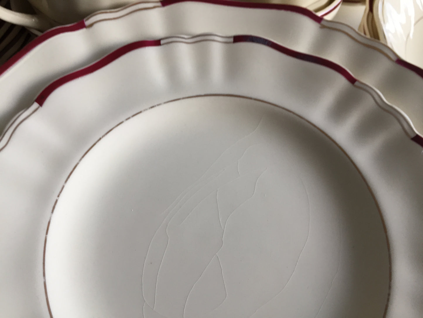 Vintage J G Meakin Porcelain Dinner Set Replacements Burgundy/Ivory & Gold Cca 1940s
