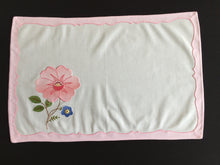 Load image into Gallery viewer, Vintage Applique Hand Embroidered Floral Cotton Placemat Doily