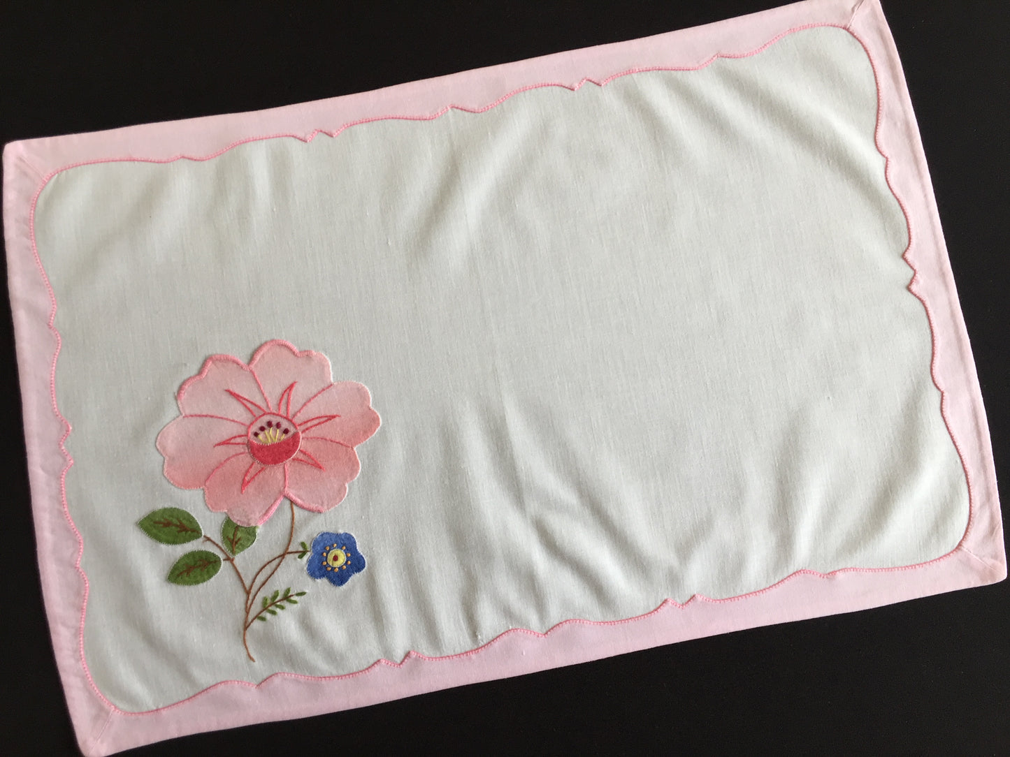 Vintage Applique Hand Embroidered Floral Cotton Placemat Doily