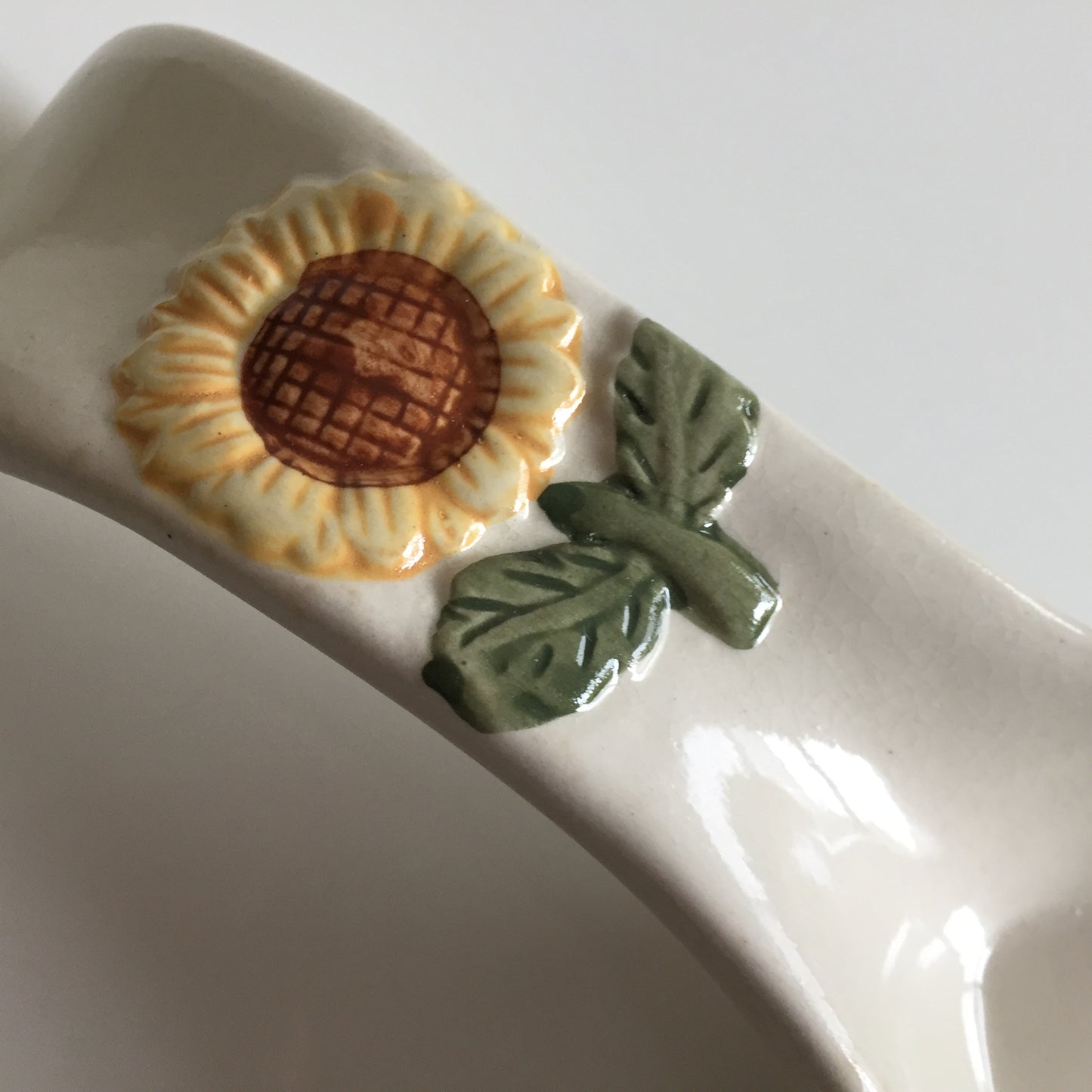Vintage Ceramic Pottery Spoon Rest Base Holder | Embossed Sunflower Design