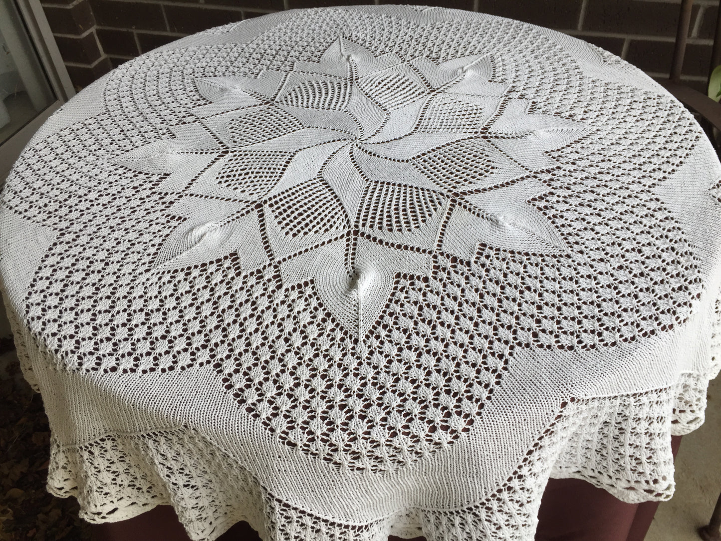 Round Vintage Hand Knitted and Crocheted Lace Cotton Tablecloth