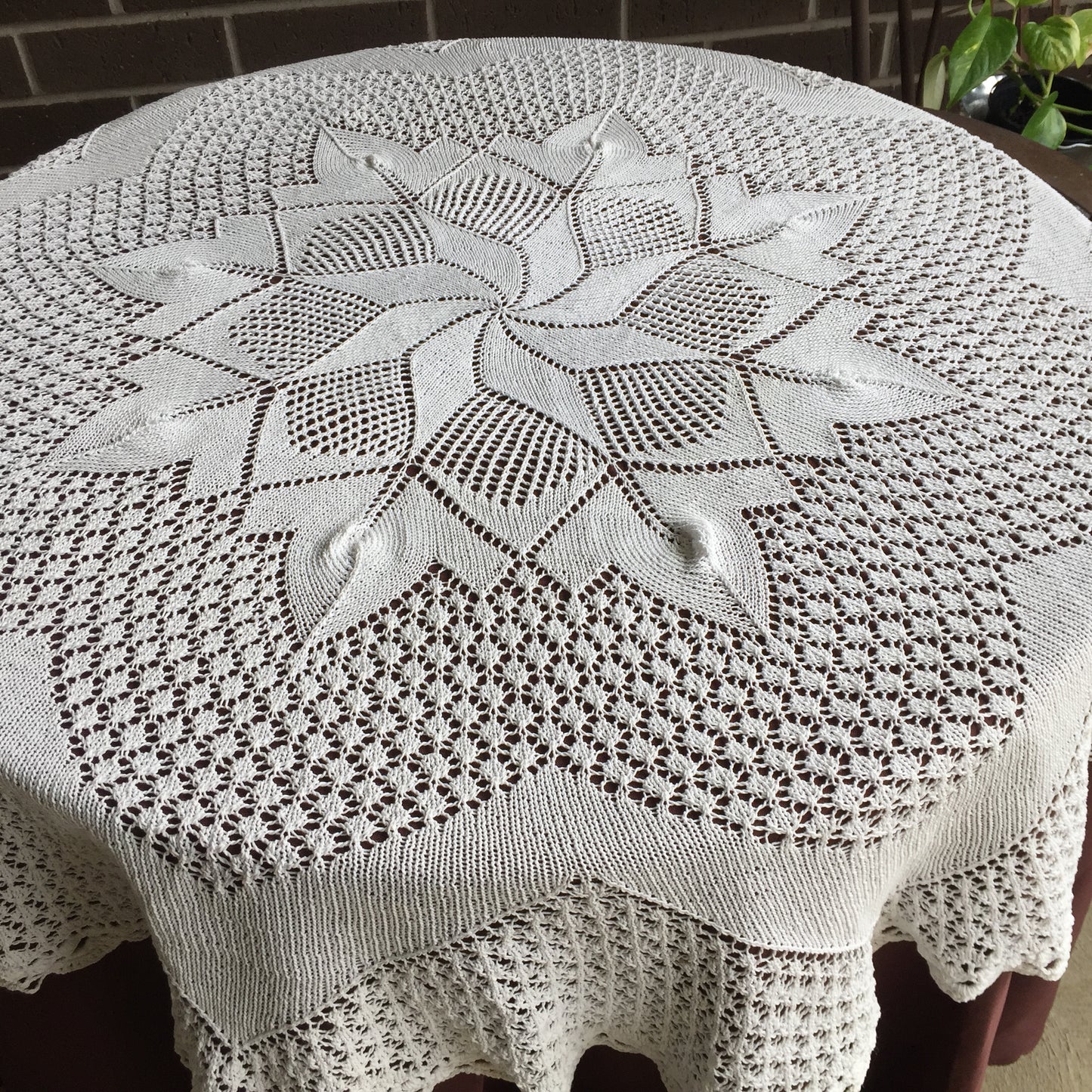 Round Vintage Hand Knitted and Crocheted Lace Cotton Tablecloth