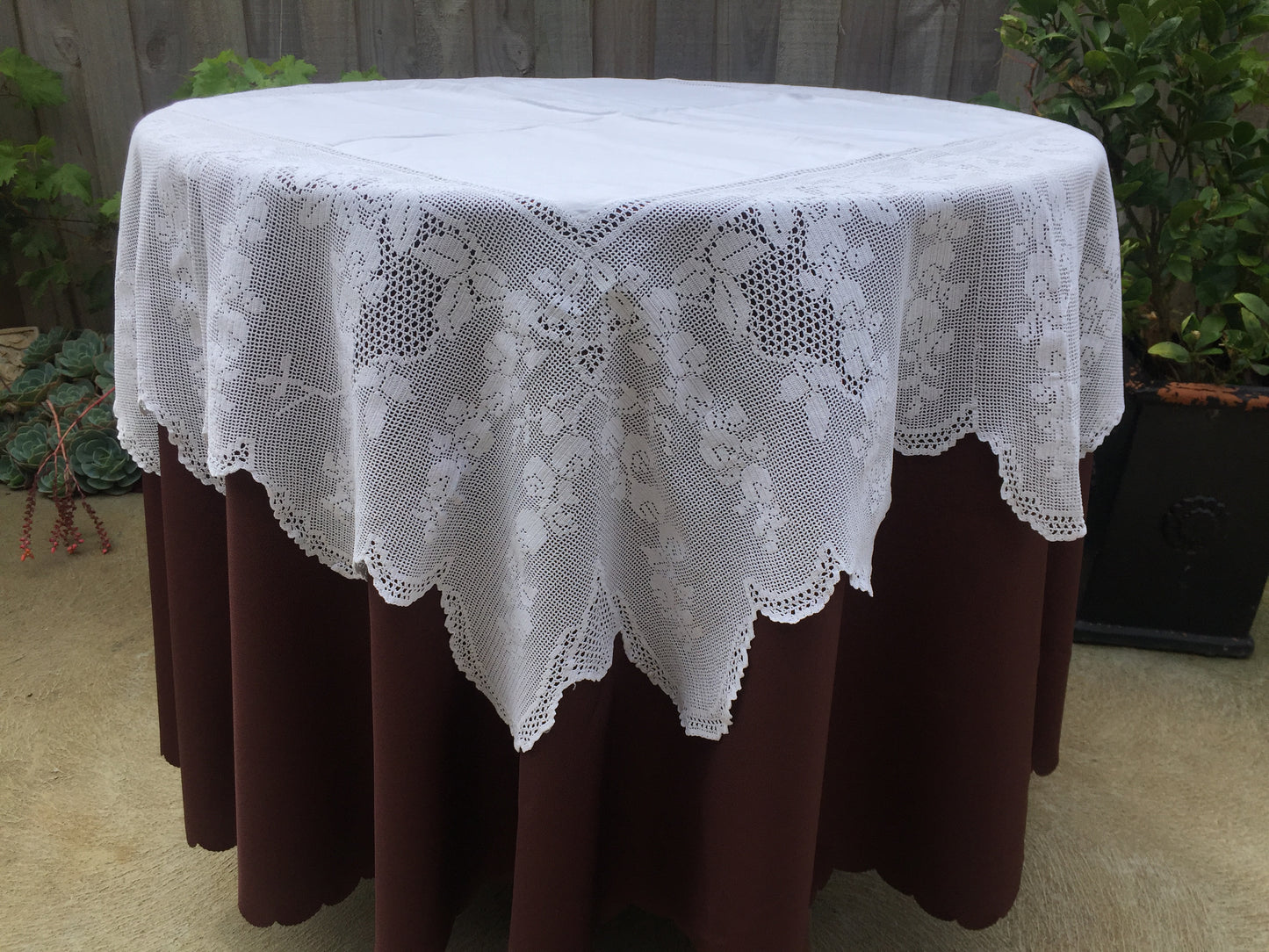 Mary Card "LABURNUM" Crochet Lace and Linen Collectible Vintage Tablecloth Weldons Publication 1930s