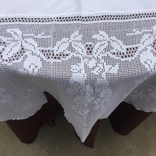 Load image into Gallery viewer, Mary Card &quot;LABURNUM&quot; Crochet Lace and Linen Collectible Vintage Tablecloth Weldons Publication 1930s