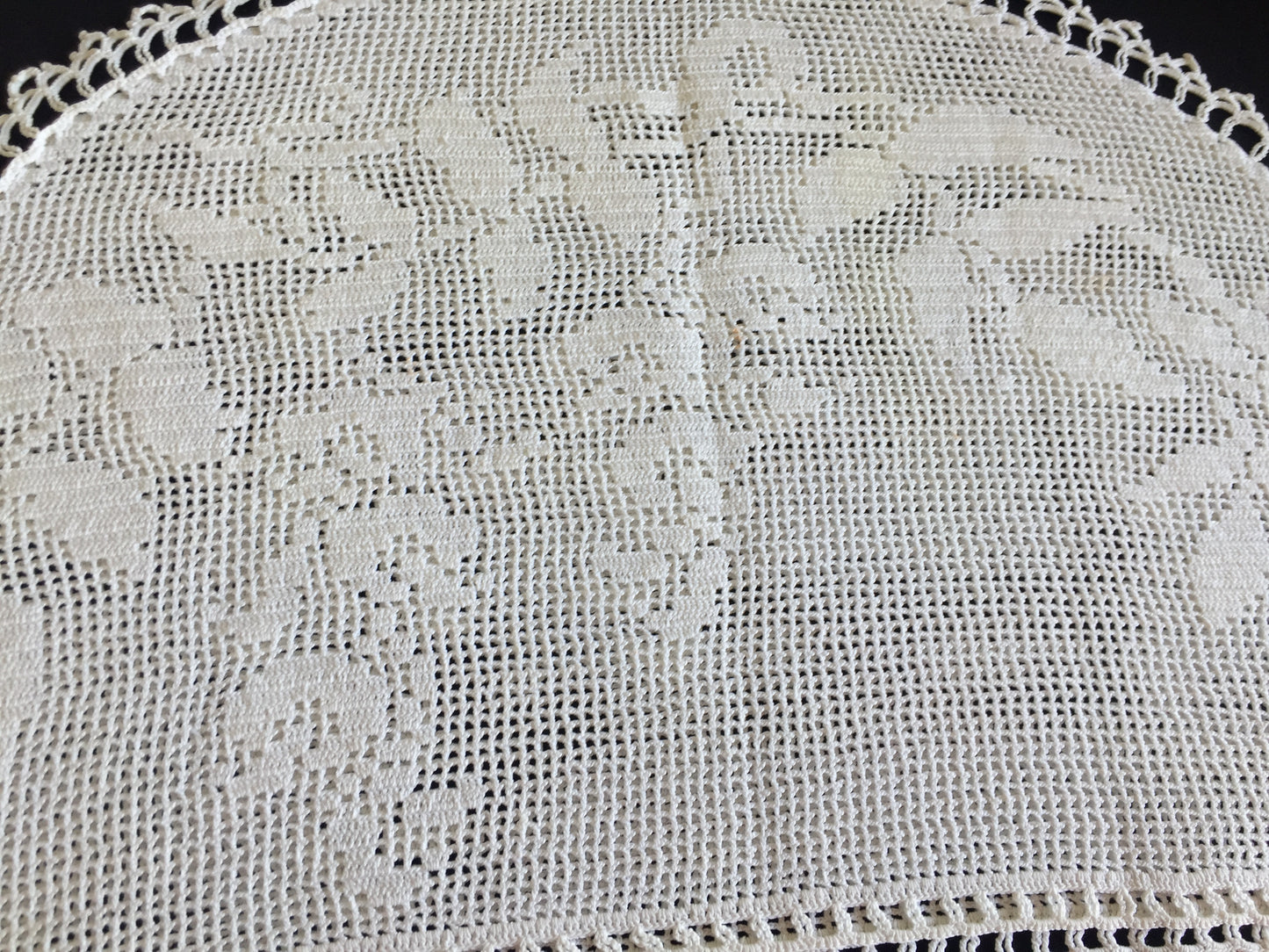 Collectible Mary Card Tea Cosy "LABURNUM" 1930s Filet Crochet Lace Teapot Cover