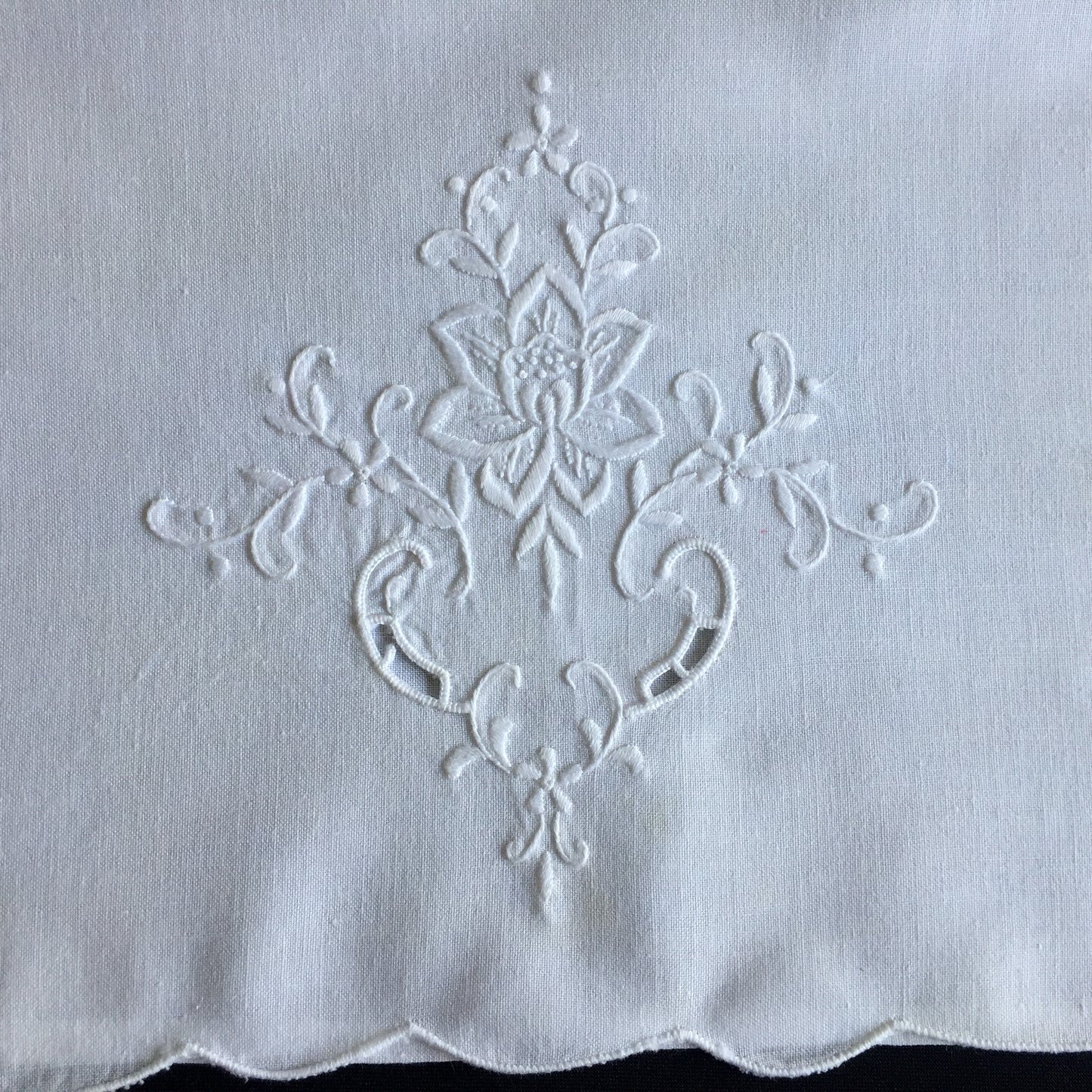 Vintage Madeira Hand Embroidered Cotton Guest Towel
