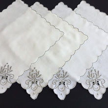 Load image into Gallery viewer, A Set of 4 Madeira Embroidered Cloth Napkins with Scalloped Edging