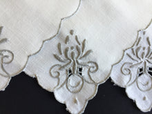 Load image into Gallery viewer, A Set of 4 Madeira Embroidered Cloth Napkins with Scalloped Edging