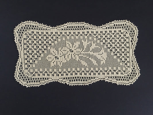 Mary Card "Duchess Set in LILY Design Chart 84 (1930s)" Single Filet Crochet Lace Doily