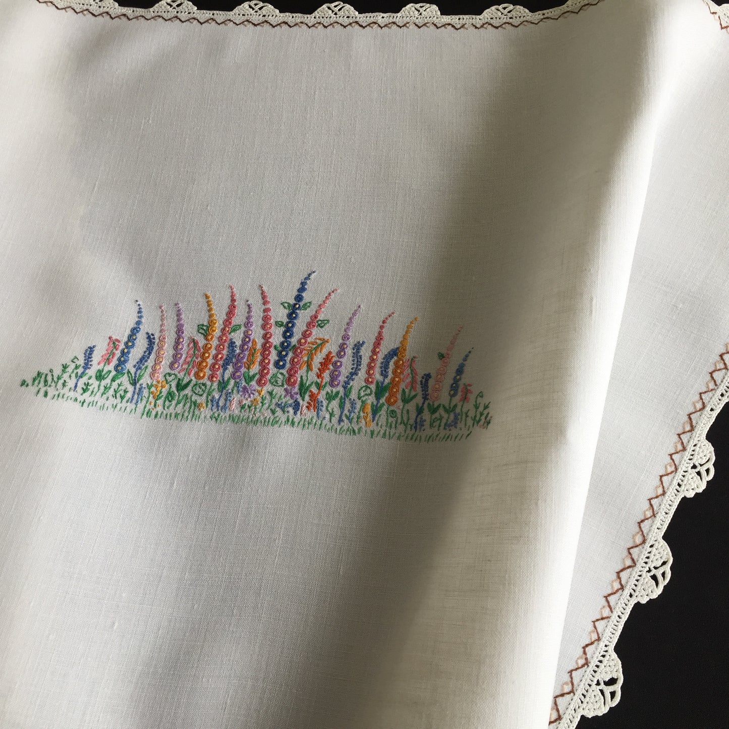 Vintage Hand Embroidered Table Centrepiece | Pillow Sham with Crocheted Cotton Lace Trim