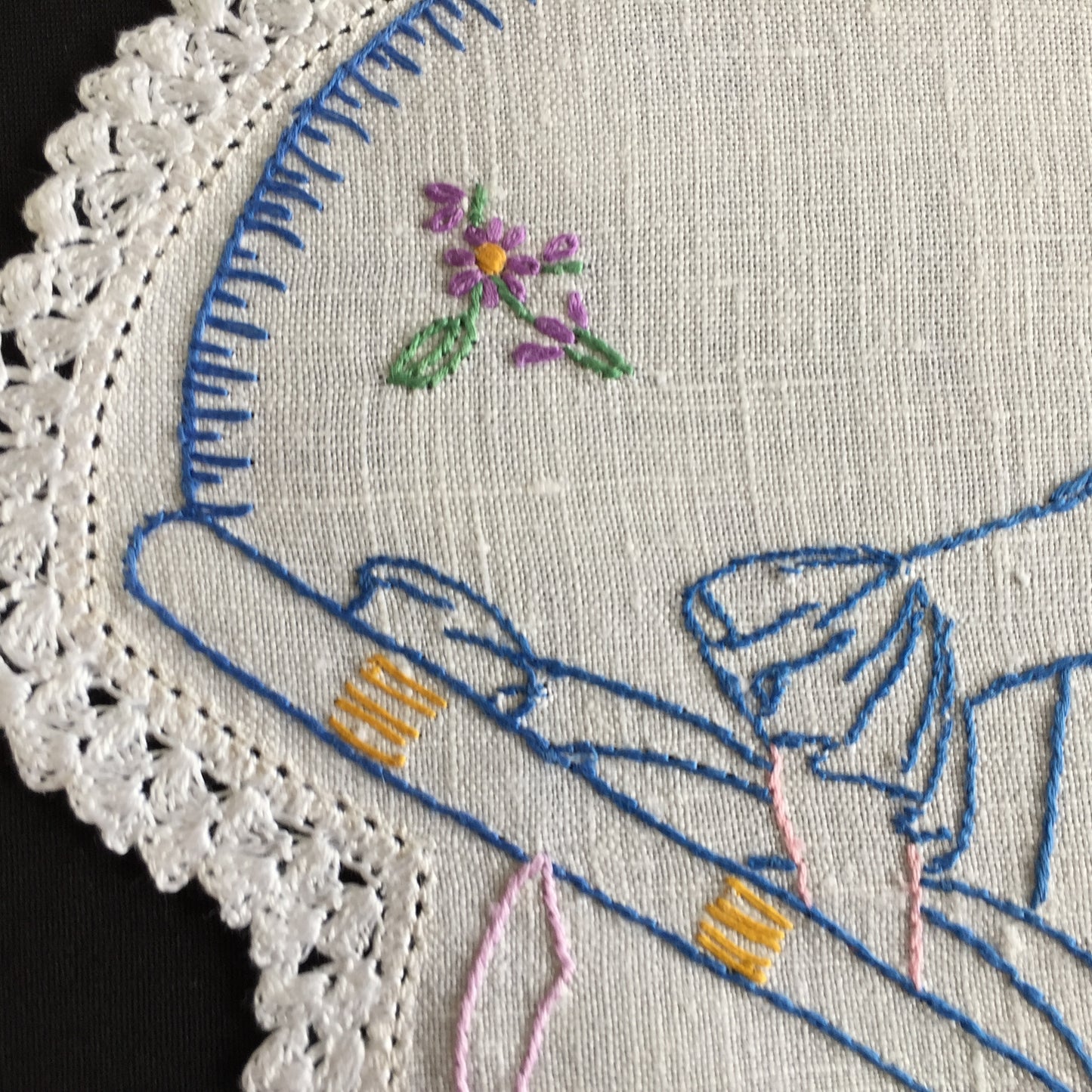 Australian Vintage Large Hand Embroidered Linen Doily