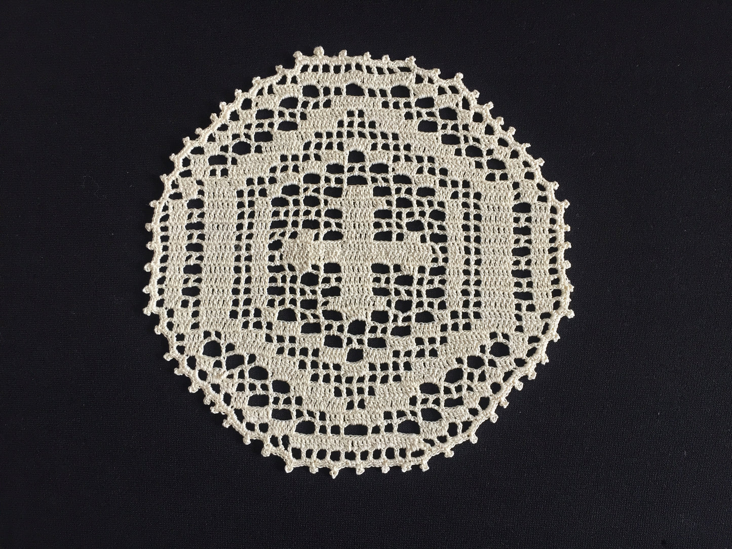 ARABESQUE D'Oyley Mary Card Designed Crochet Lace Doily (USA Chart No 10) Extremely Rare Collectible
