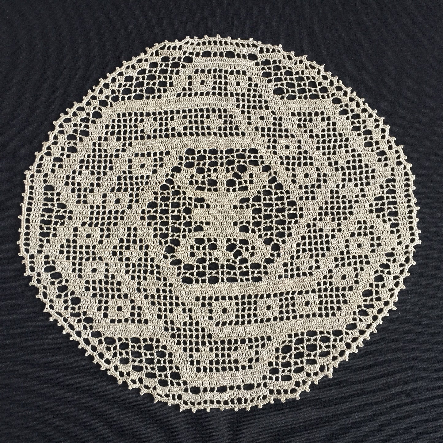ARABESQUE D'Oyley Mary Card Designed Crochet Lace Doily (USA Chart No 10) Extremely Rare Collectible