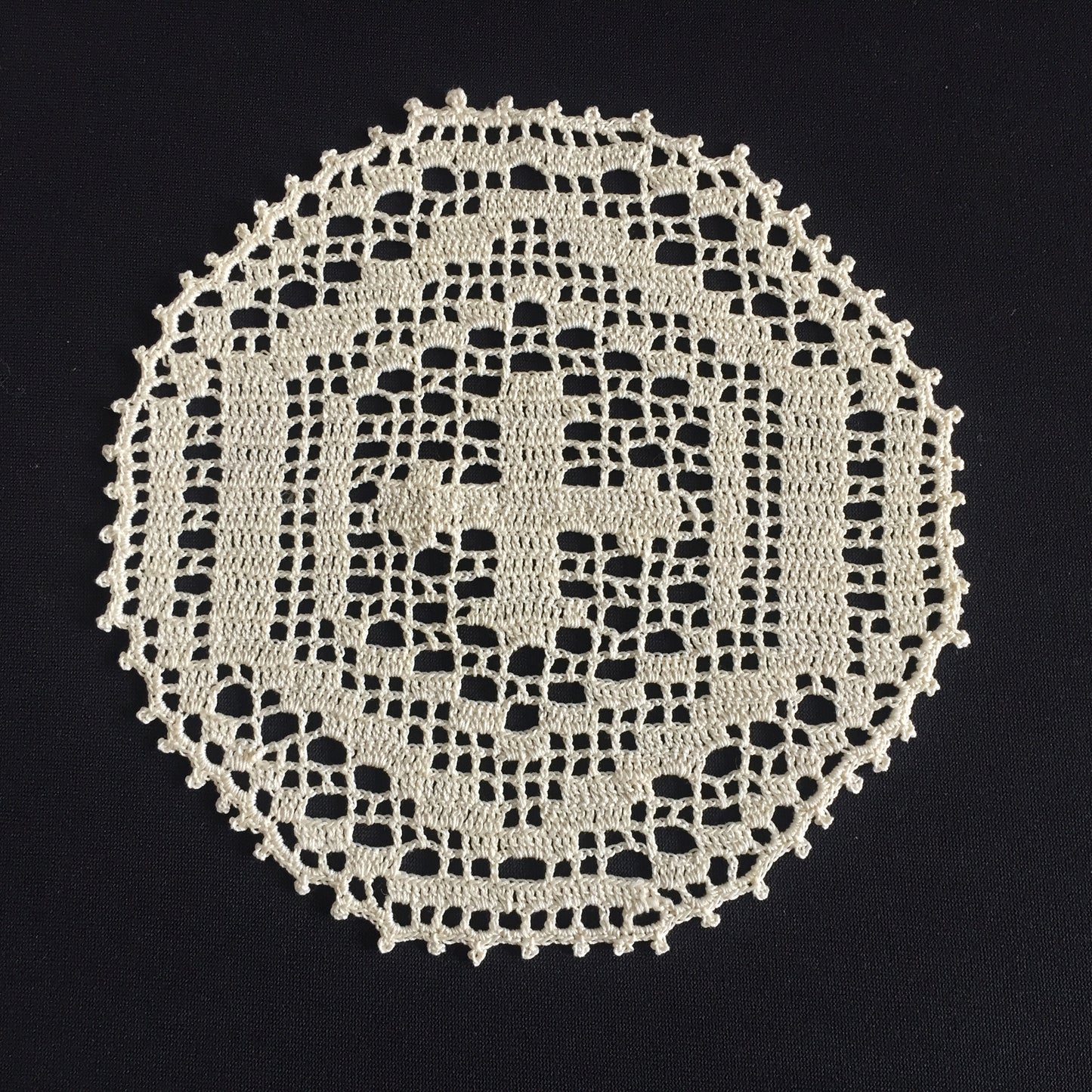 ARABESQUE D'Oyley Mary Card Designed Crochet Lace Doily (USA Chart No 10) Extremely Rare Collectible