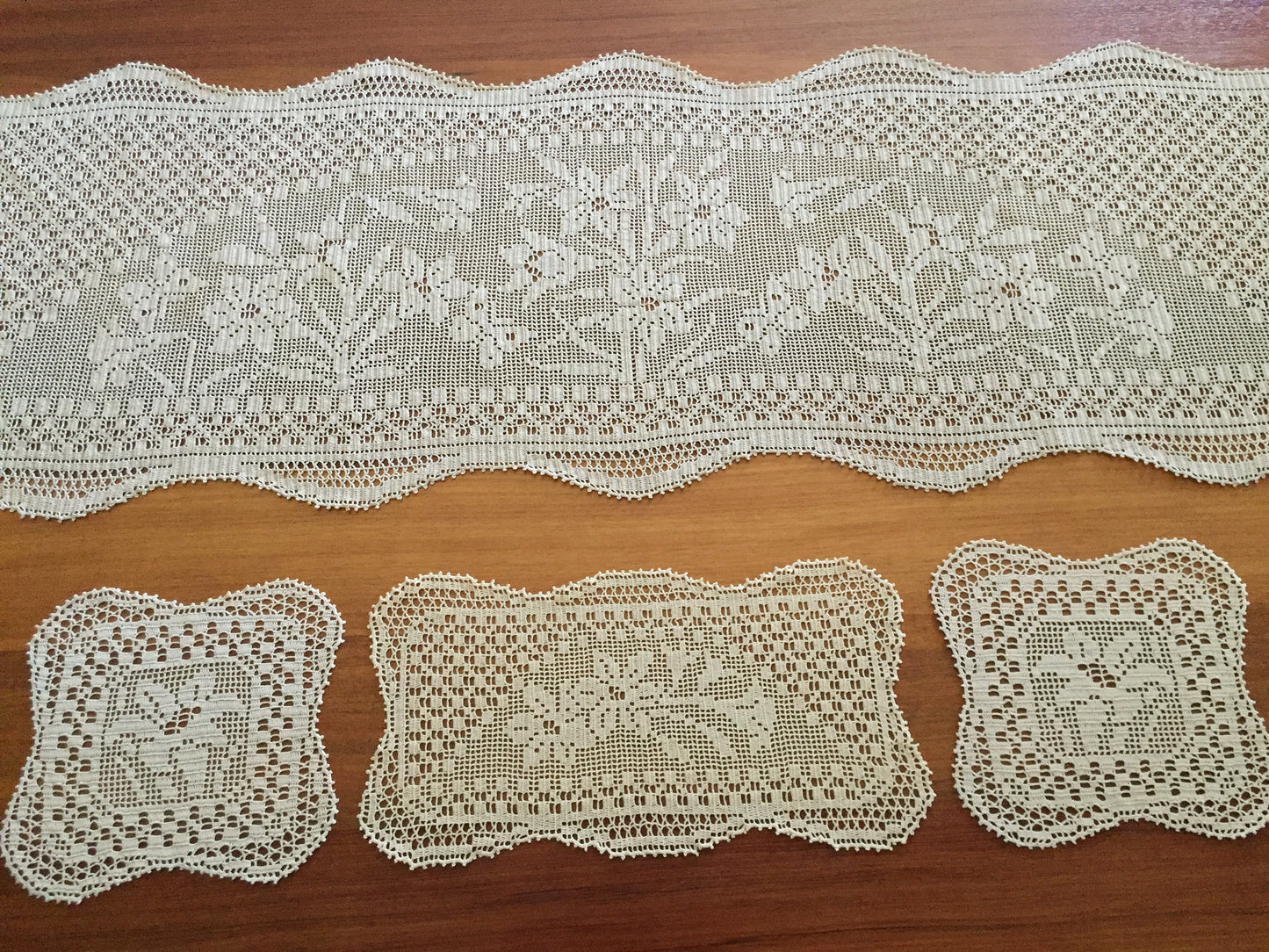 Mary Card "Duchess Set in LILY Design Chart 84 (1930s)" Rare Collectible Art Deco Handmade Crochet Lace