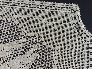 Mary Card Designed "NARCISSUS and TITMOUSE (Java Sparrow)" Large Crochet Lace Tray Cloth Doily - English Chart No. 79