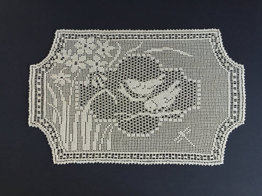 Mary Card Designed "NARCISSUS and TITMOUSE (Java Sparrow)" Large Crochet Lace Tray Cloth Doily - English Chart No. 79