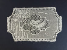 Load image into Gallery viewer, Mary Card Designed &quot;NARCISSUS and TITMOUSE (Java Sparrow)&quot; Large Crochet Lace Tray Cloth Doily - English Chart No. 79