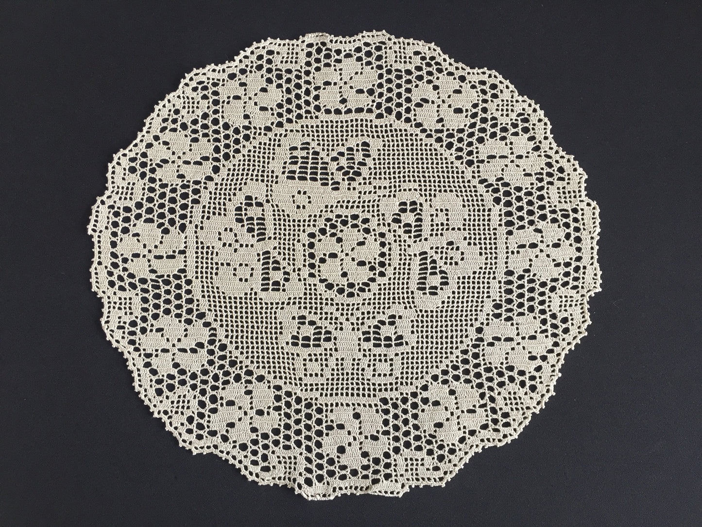 Mary Card "PERIWINKLE & BUTTERFLY" Filet Crochet Lace Doily - Design Published in Everylady's Journal (1928)