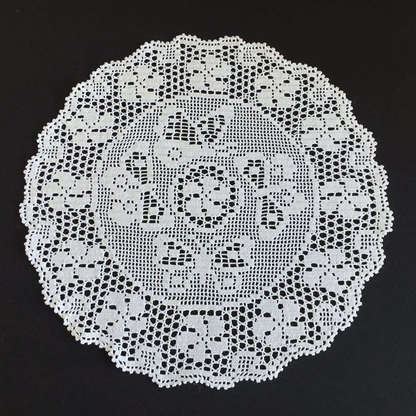 Mary Card "PERIWINKLE & BUTTERFLY" Filet Crochet Lace Doily - Design Published in Everylady's Journal (1928)