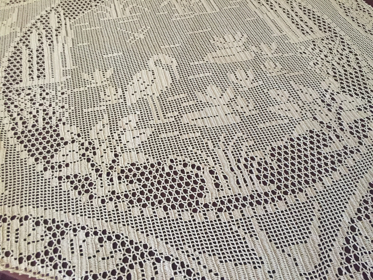 Mary Card Designed "Pond Lily" (1930s) Filet Crochet Lace Large Handmade Table Centrepiece Chart 80