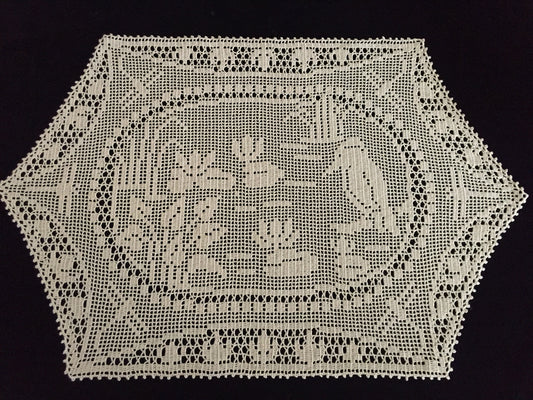 Mary Card Designed Collectible "Pond Lily" (1930s) Vintage Crochet Lace Placemat Doily Chart 80