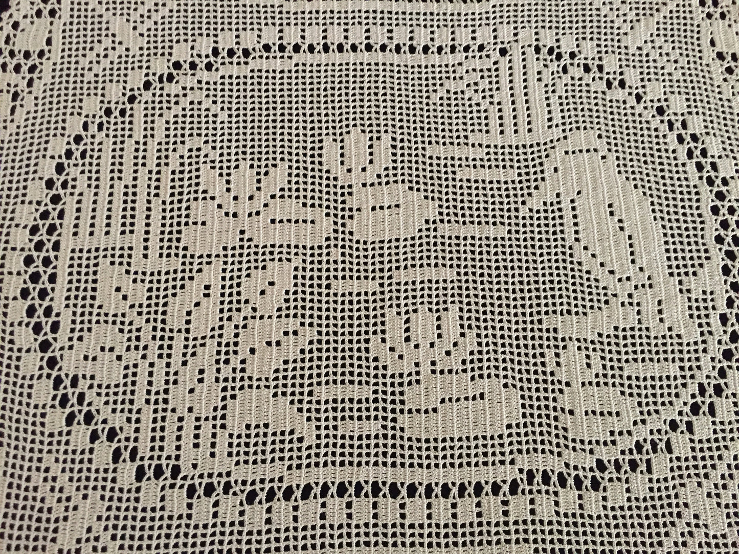 Mary Card Designed Collectible "Pond Lily" (1930s) Vintage Crochet Lace Placemat Doily Chart 80