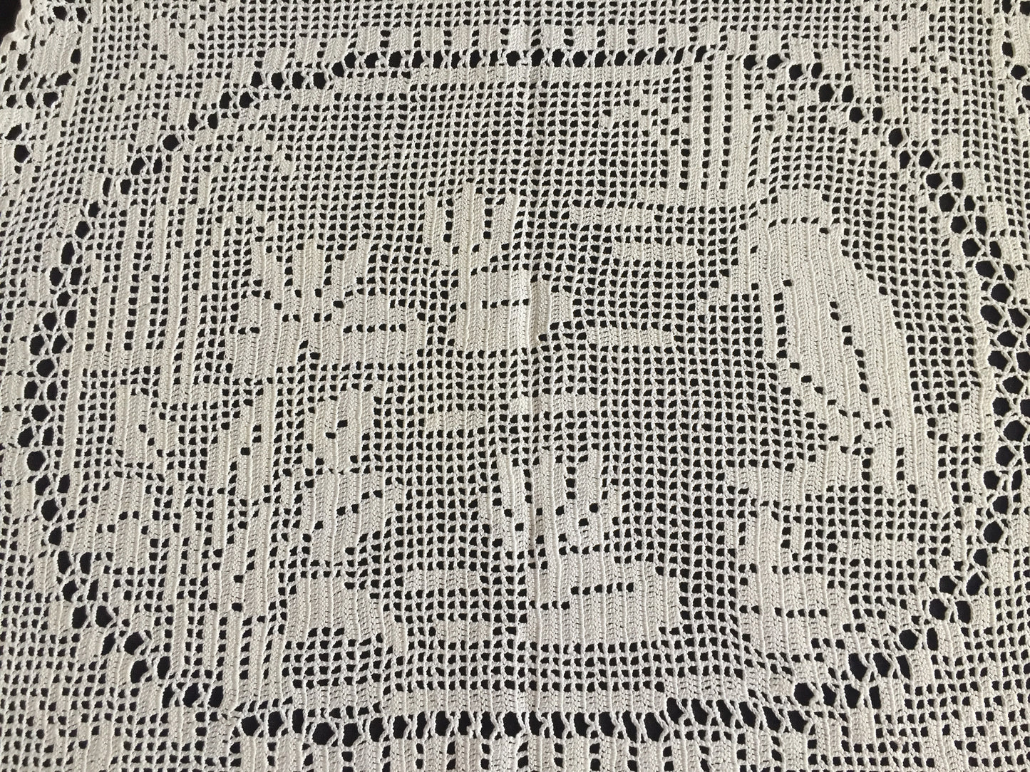 Mary Card Designed Collectible "Pond Lily" (1930s) Vintage Crochet Lace Placemat Doily Chart 80
