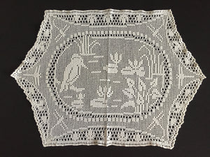 Mary Card Designed Collectible "Pond Lily" (1930s) Vintage Crochet Lace Placemat Doily Chart 80