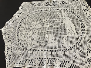 Mary Card Designed Collectible "Pond Lily" (1930s) Vintage Crochet Lace Placemat Doily Chart 80