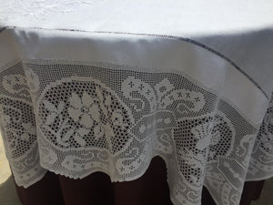 Antique Mary Card Designed "ROSE, THISTLE & SHAMROCK" (1917) Collectible Crochet Lace and Linen Tablecloth