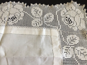 Mary Card Designed "ROSE and ROSEBUD" (1911/12) Collectible Vintage Filet Crochet Lace and Irish Linen Butler's Cloth