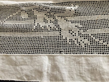 Load image into Gallery viewer, Mary Card Designed &quot;ROSE and ROSEBUD&quot; (1911/12) Small Vintage Filet Crochet Lace and Irish Linen Tablecloth