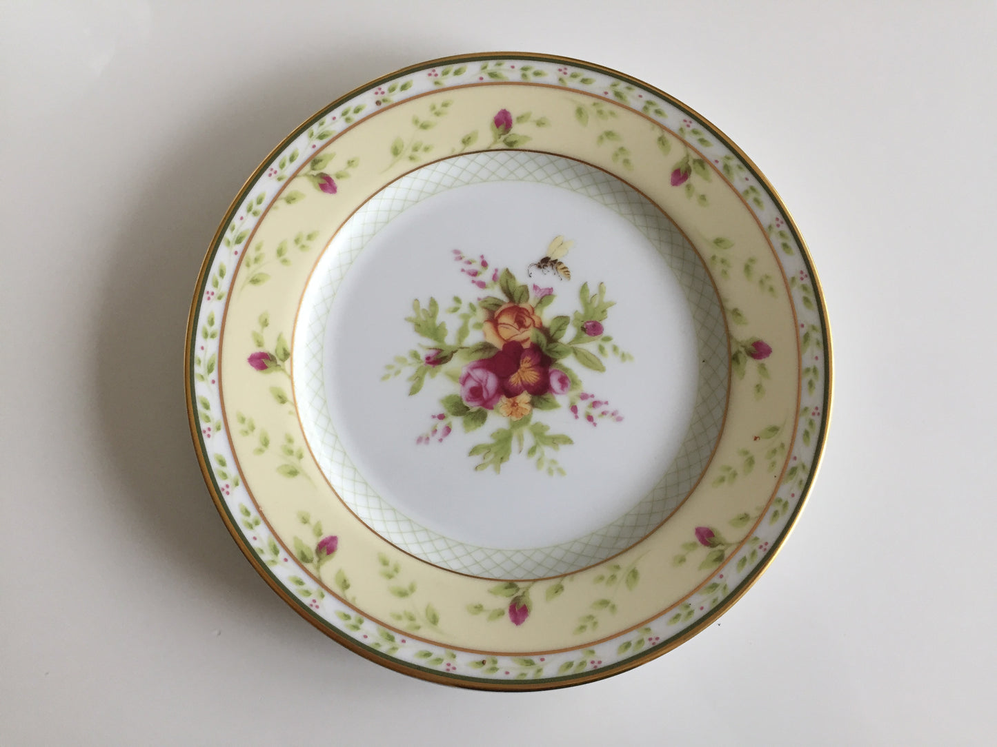 Royal Albert Bone China Side Plate | Seasons of Colour Old Country Roses Pattern