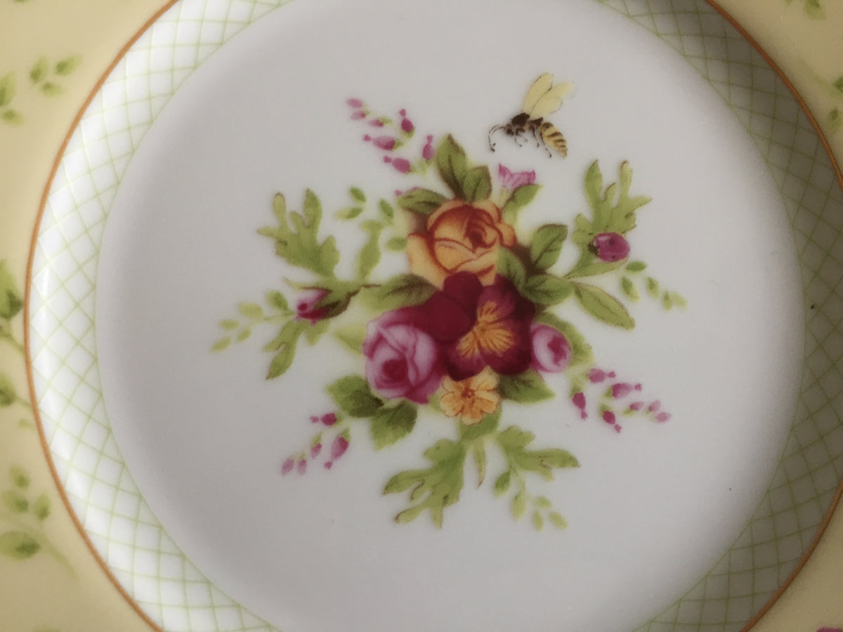 Royal Albert Bone China Side Plate | Seasons of Colour Old Country Roses Pattern