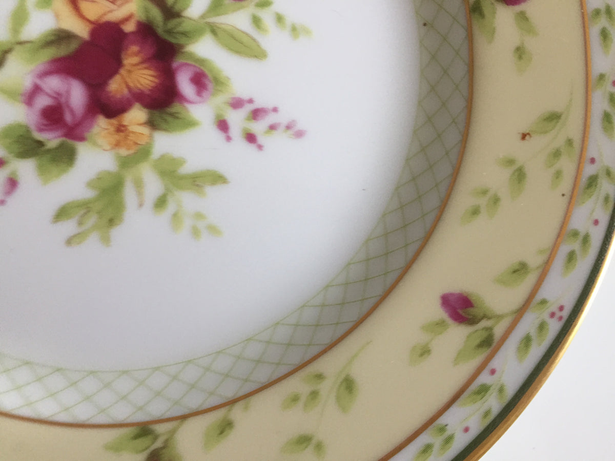 Royal Albert Bone China Side Plate | Seasons of Colour Old Country Roses Pattern