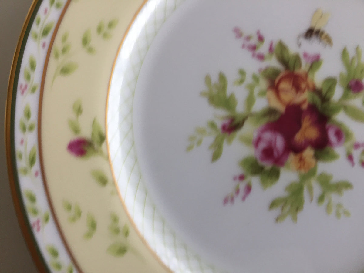 Royal Albert Bone China Side Plate | Seasons of Colour Old Country Roses Pattern