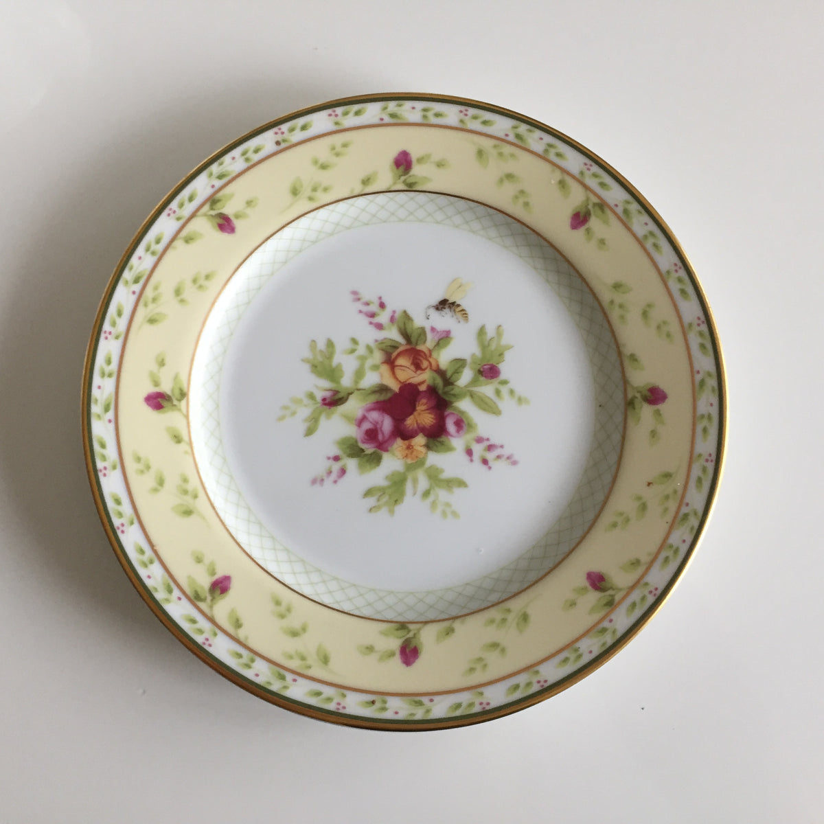 Royal Albert Bone China Side Plate | Seasons of Colour Old Country Roses Pattern