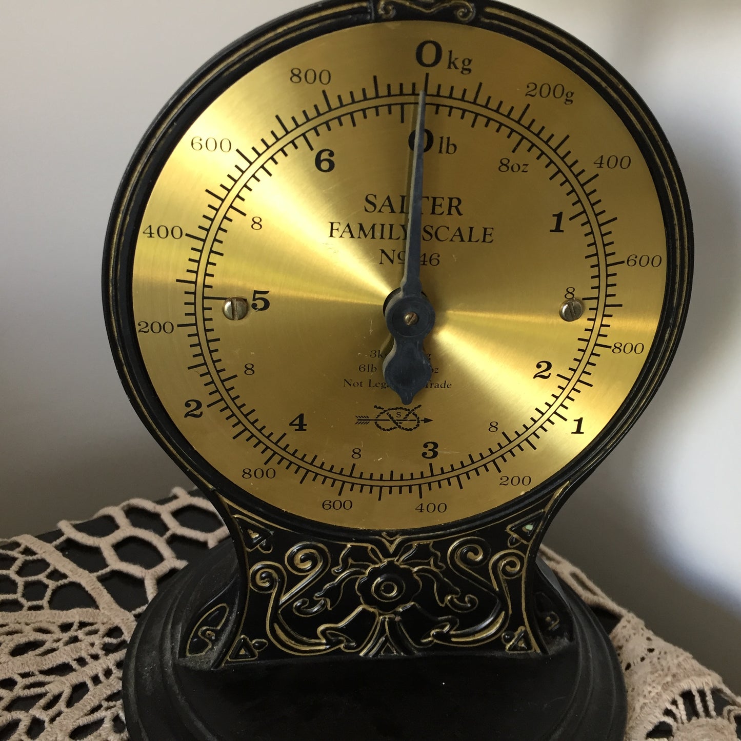 Vintage Salter Family Scale No. 46 | Retro Kitchen Balance Scale