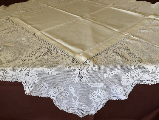 Mary Card "SEASIDE (AQUARIUM) CLOTH" Crochet Lace and Linen Vintage Tablecloth English Chart No 59