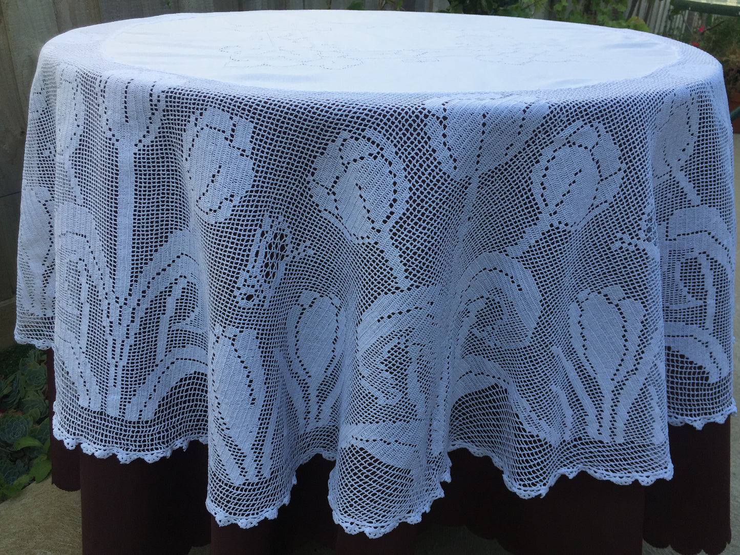 Mary Card "SPRING SONG" Crochet Lace and Linen Collectible Vintage Tablecloth Weldon's Practical Needlework (cca 1930s)