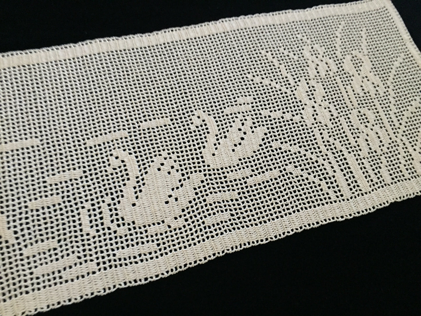 Mary Card Designed "Swan and Iris" English Chart No 66. Collectible Vintage Filet Crochet Long Lace Panel or Table Runner