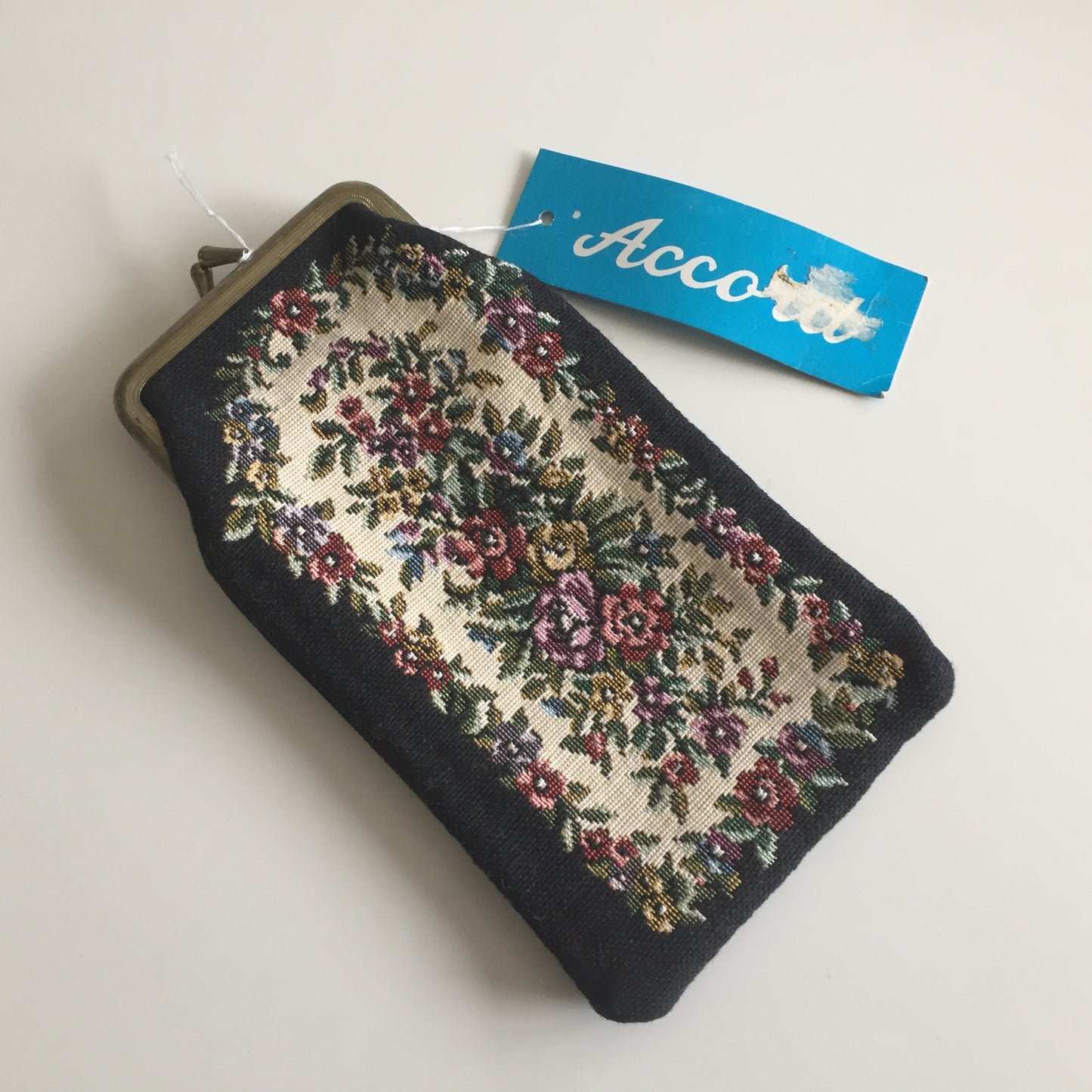1970s Vintage Floral Woven Tapestry Women's Eyeglass Case