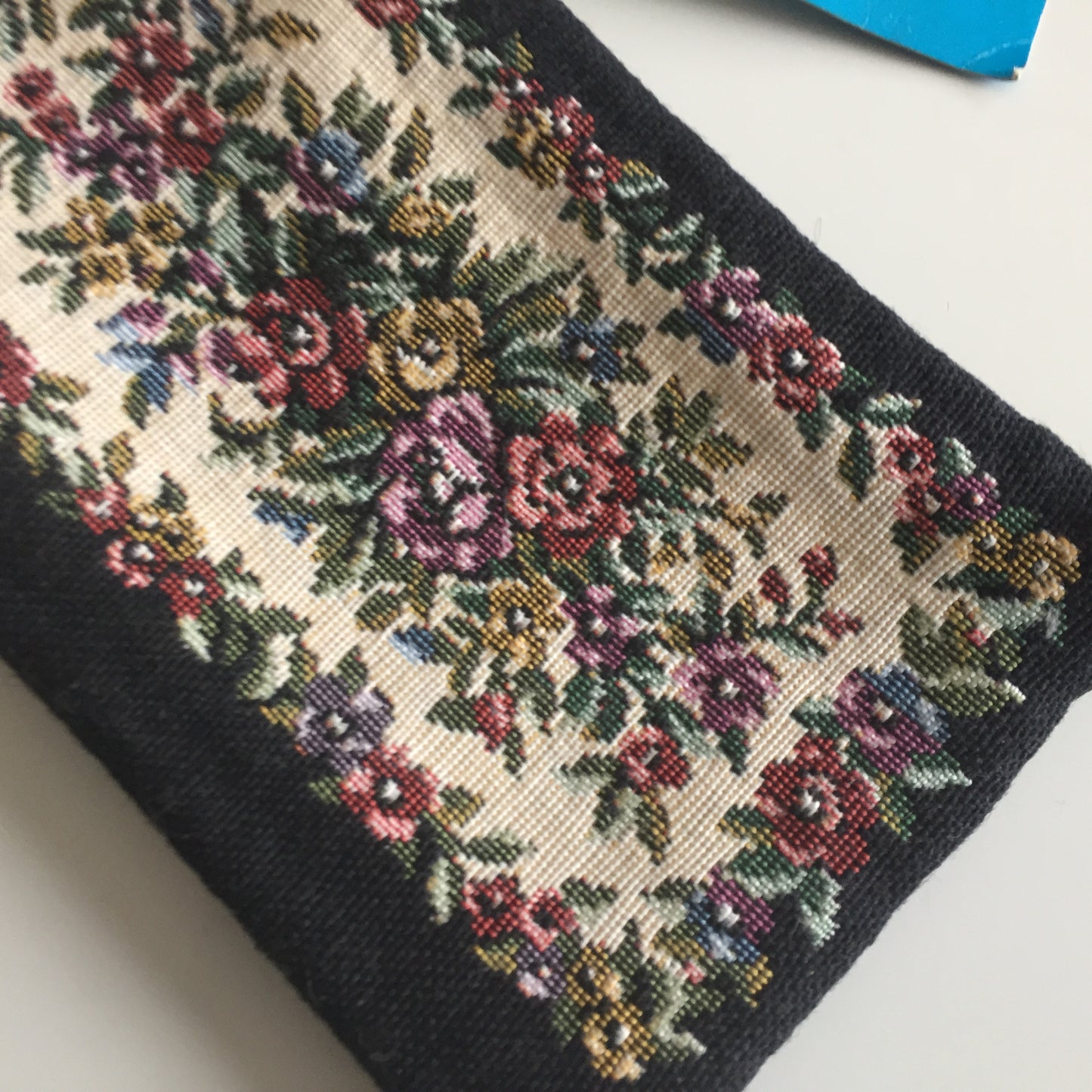 1970s Vintage Floral Woven Tapestry Women's Eyeglass Case
